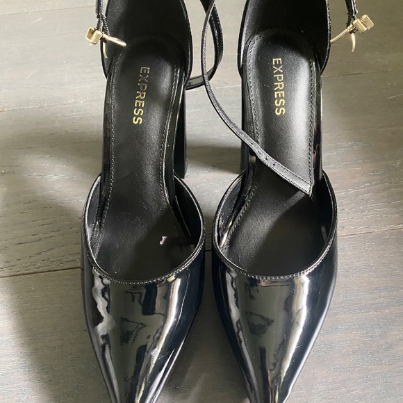 Express high heels size 6 - Picture 3 of 5